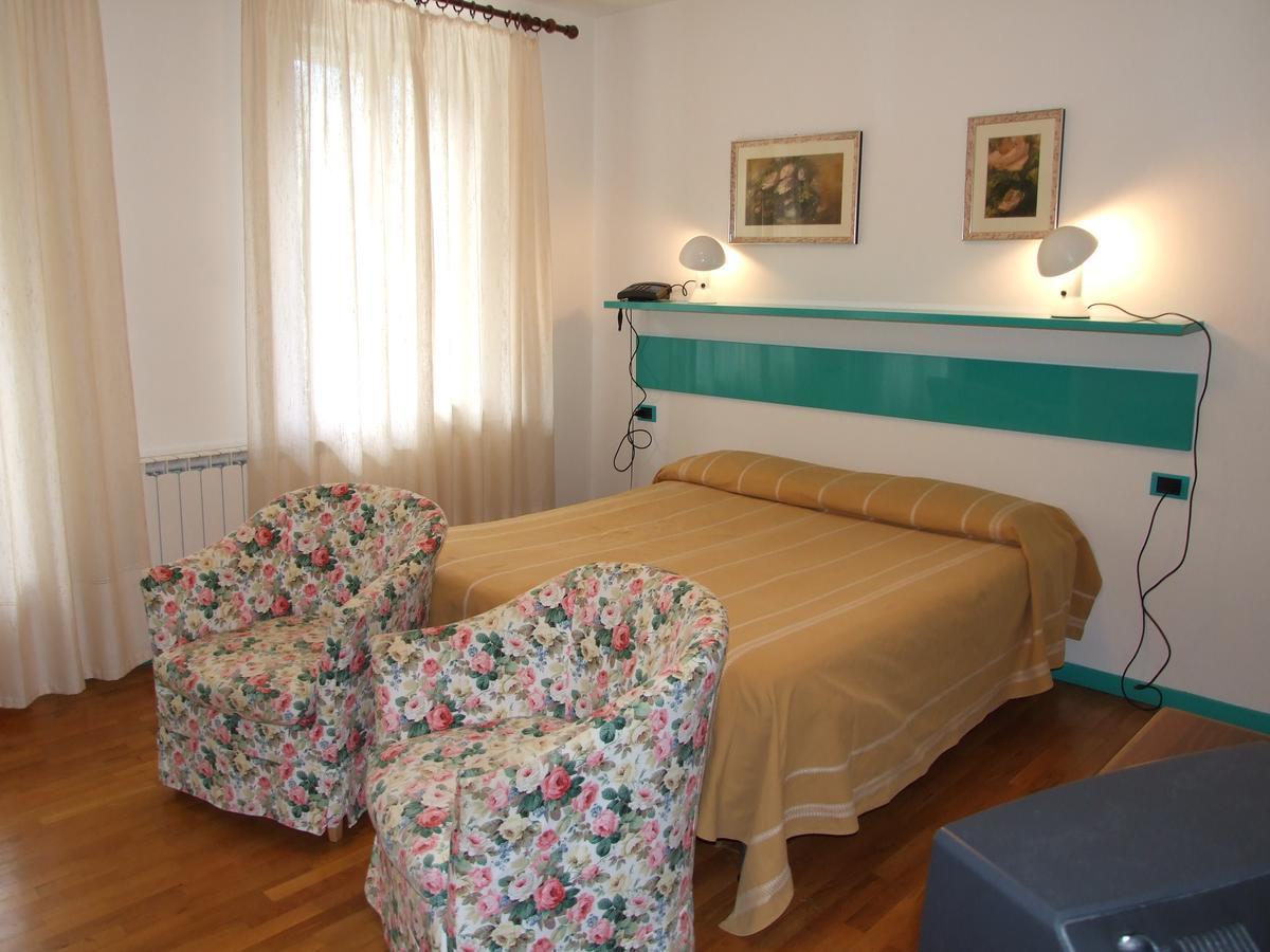 Hotel Villa Patrizia 卡提哥里诺 外观 照片